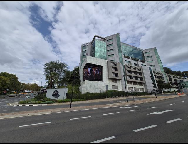 365M² OFFICE TO LET IN SANDTON CENTRAL